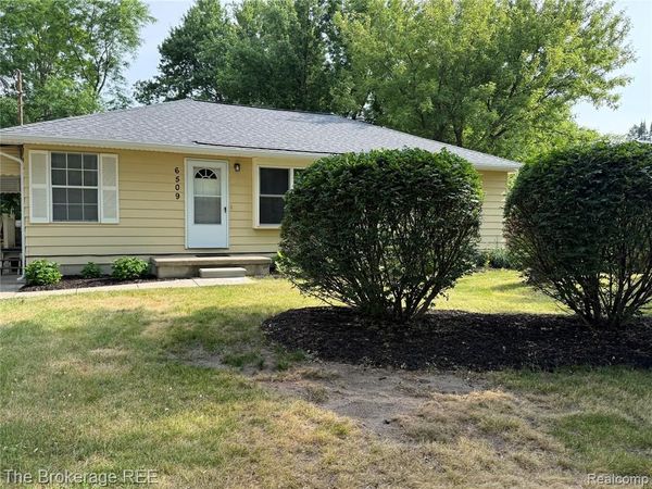 6509 Silver Lake Road , Fenton Twp, MI 48451