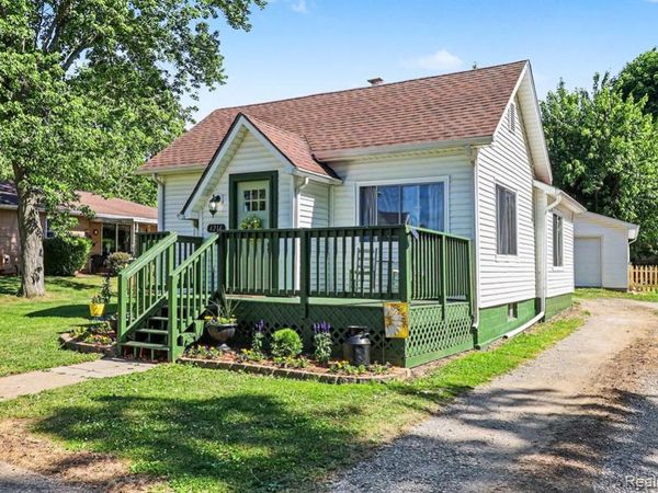 4214 Mill Street , North Branch Vlg, MI 48461