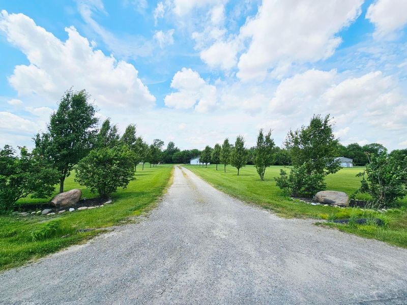 5467 Myers Road NE, Bloomingburg, OH 43106 Photo 2