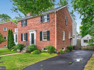 105 ADAMS AVENUE, ALEXANDRIA, VA 22301