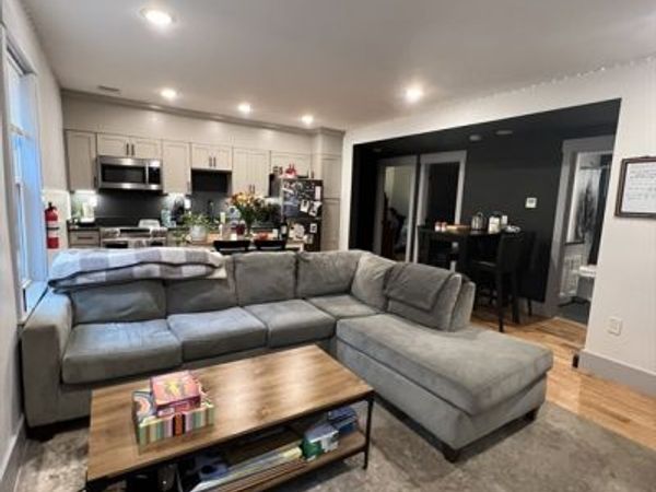 288 Columbia St, Unit 2, Cambridge, MA 02139