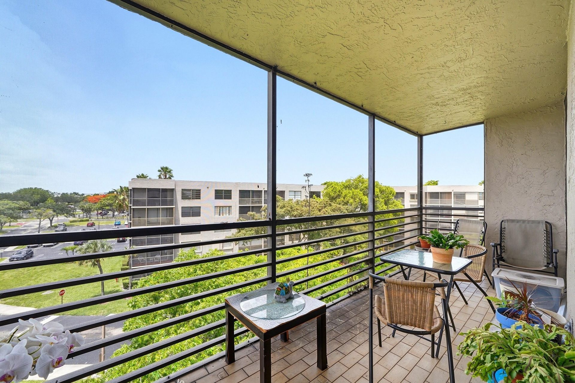 901 Colony Point Circle, Unit 523, Pembroke Pines, FL 33026 Photo
