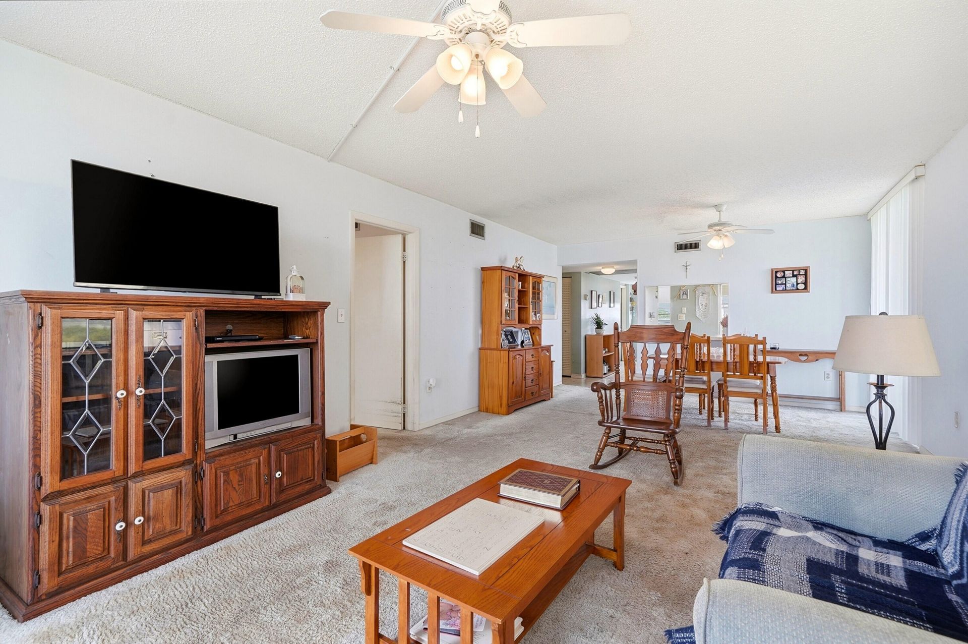 901 Colony Point Circle, Unit 523, Pembroke Pines, FL 33026 Photo