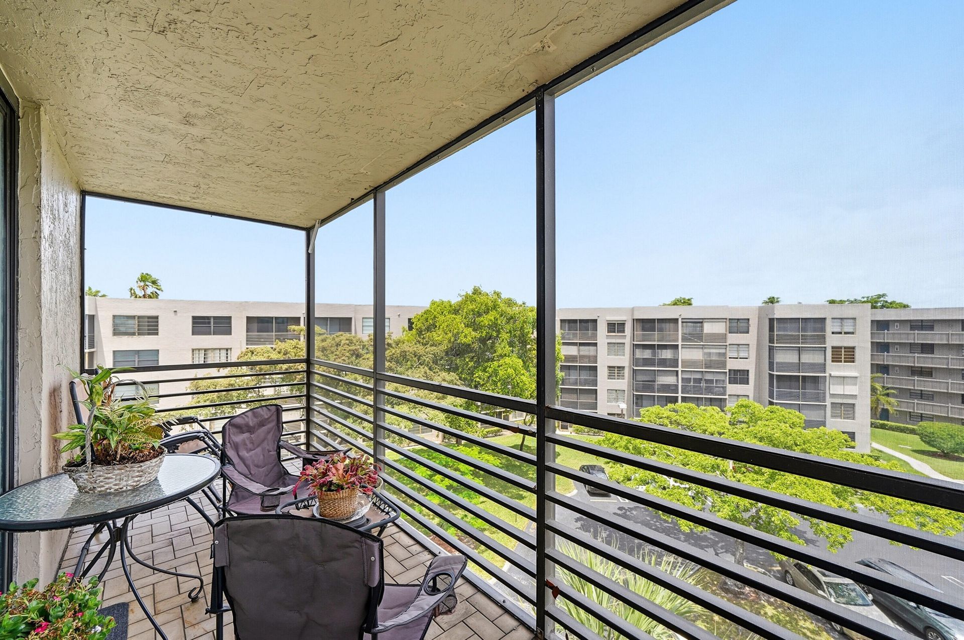 901 Colony Point Circle, Unit 523, Pembroke Pines, FL 33026 Photo