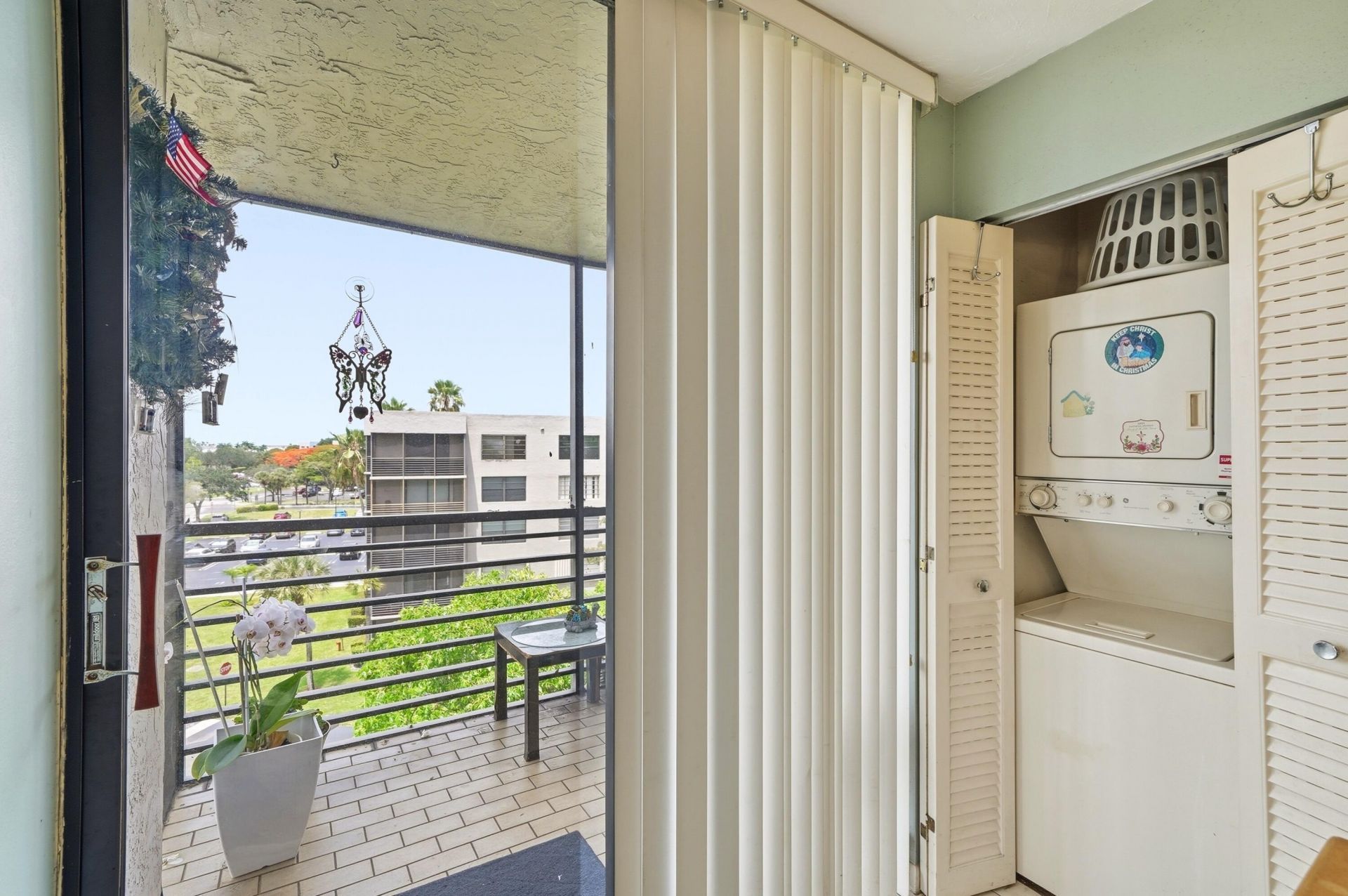 901 Colony Point Circle, Unit 523, Pembroke Pines, FL 33026 Photo