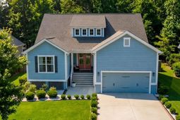 2049 Syreford Court photo 4