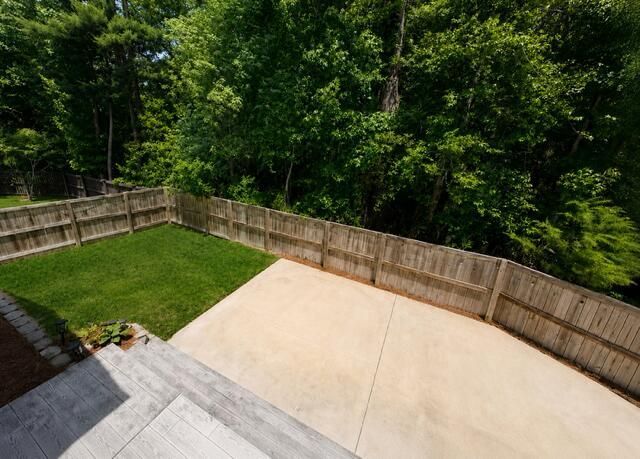 2049 Syreford Court Photo 52