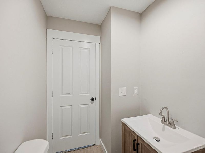 2213 Oxford State Road, Middletown, OH 45044 Photo 10