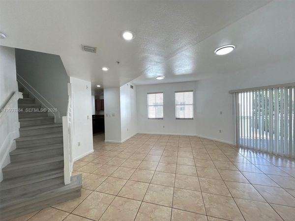 11503 NW 89th St , Unit 206, Doral, FL 33178