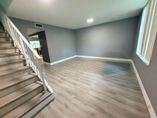 274 NE 141st St , Unit 3C, Miami, FL 33161