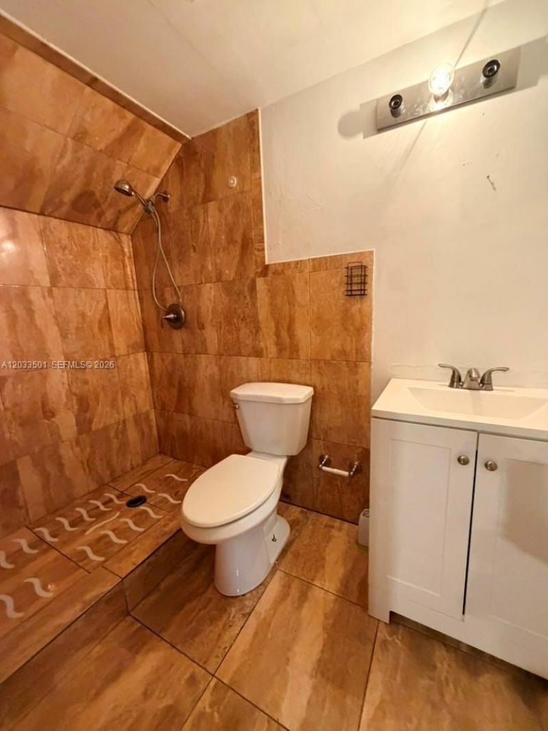 274 NE 141st St , Unit 3C, Miami, FL 33161 Photo
