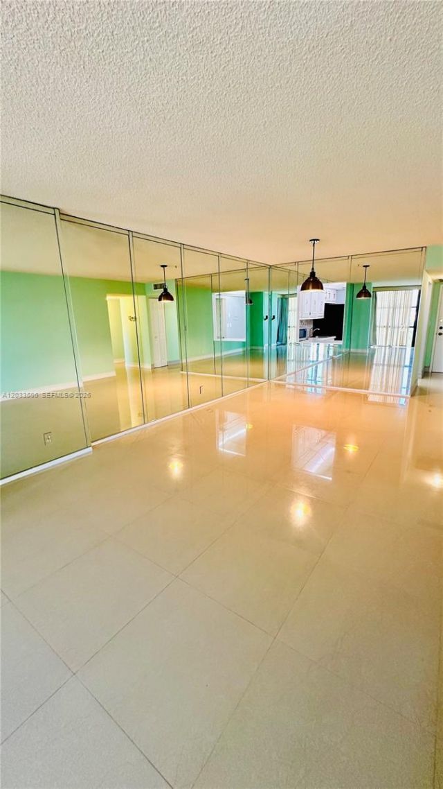 800 Parkview Dr , Unit 506, Hallandale Beach, FL 33009 Photo