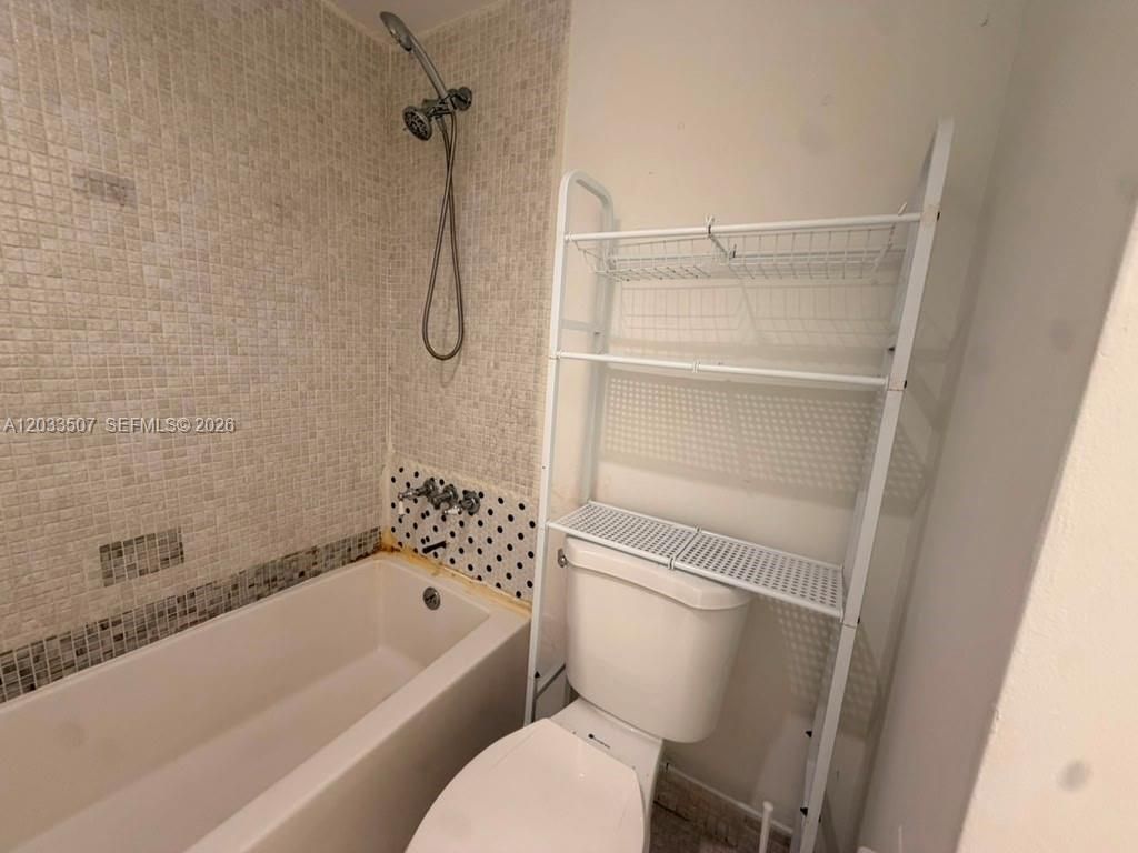274 NE 141st St , Unit 3C, Miami, FL 33161 Photo