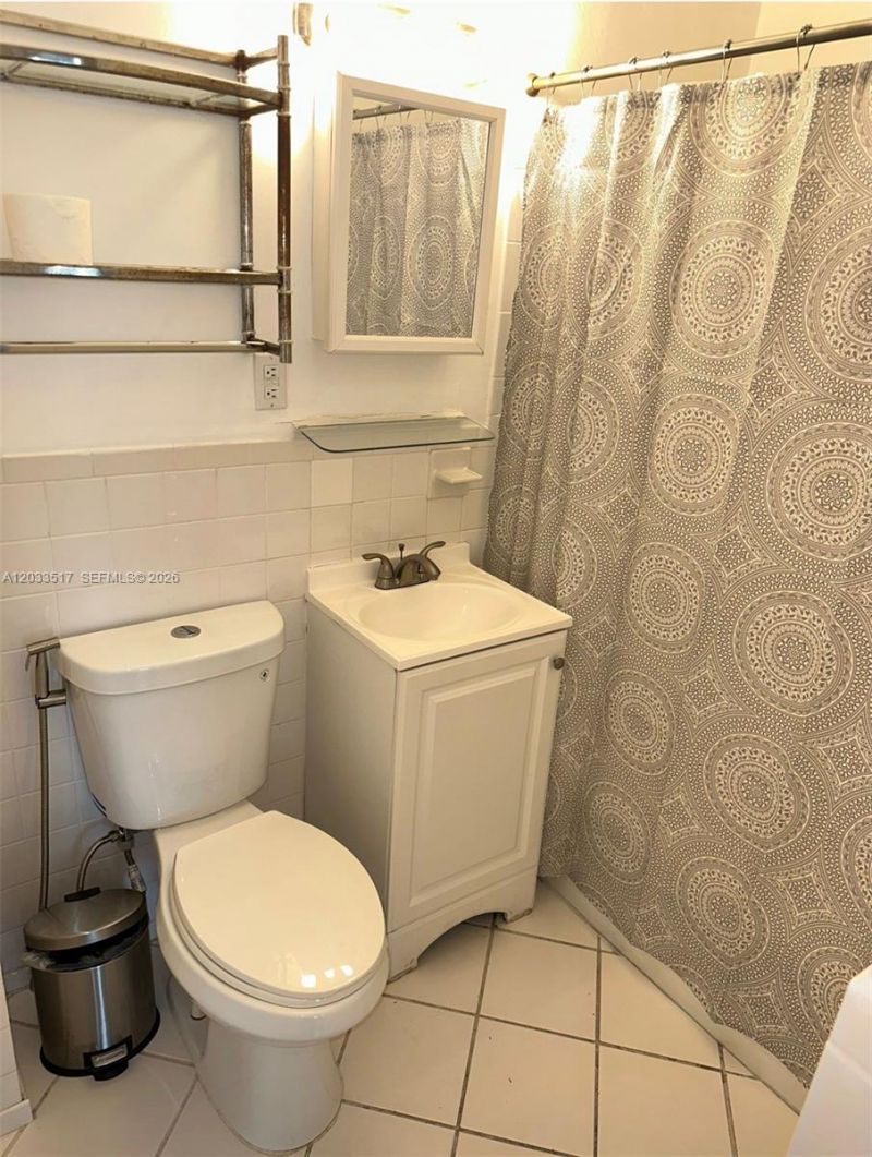3801 Indian Creek Dr, Unit 301, Miami Beach, FL 33140 Photo