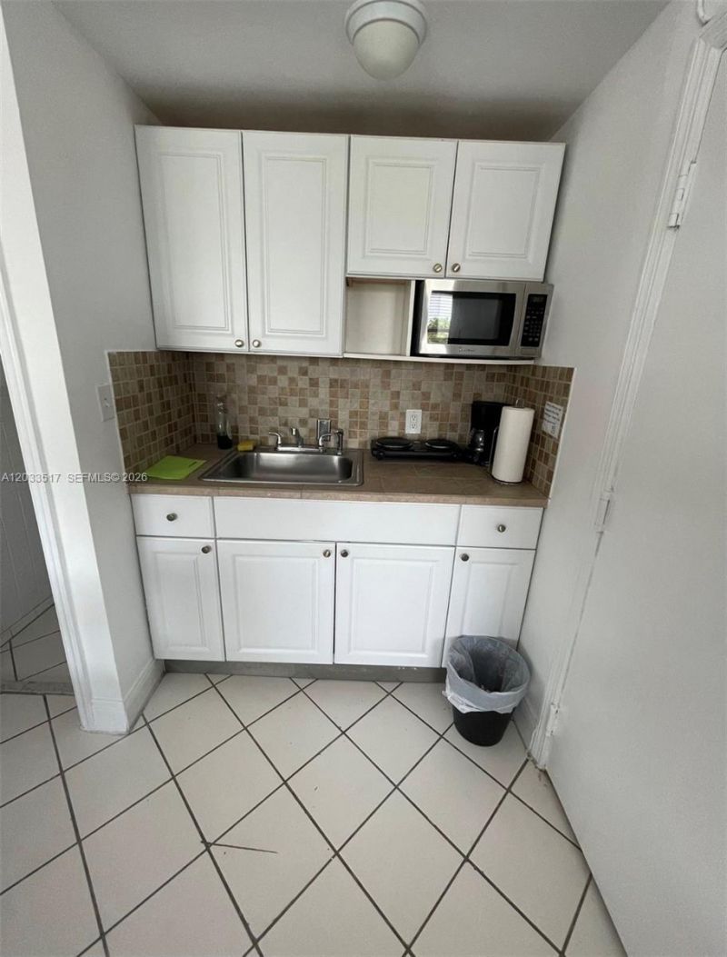 3801 Indian Creek Dr , Unit 301, Miami Beach, FL 33140 Photo