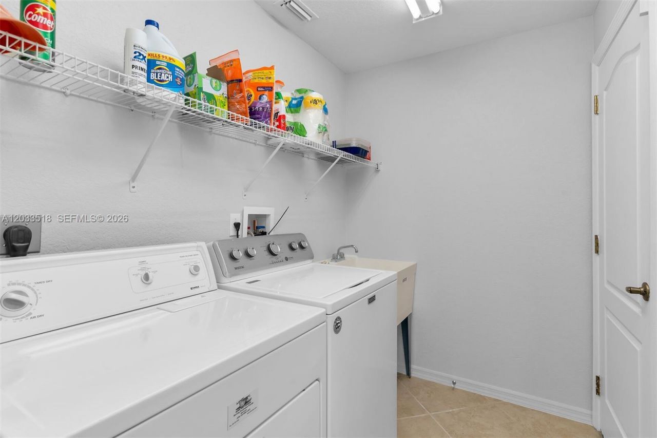 2009 SW 36th Ter , Cape Coral, FL 33914 Photo