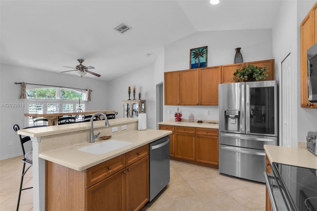 2009 SW 36th Ter , Cape Coral, FL 33914 Photo