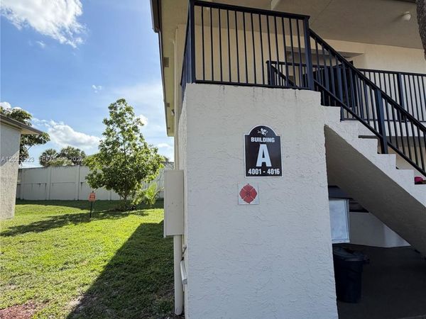 4016 LAKESIDE DRIVE , Unit 4016, Tamarac, FL 33319