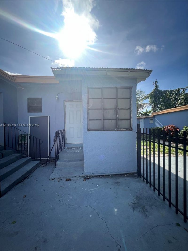1060 NW 116th St , Unit 4, Miami, FL 33168 Photo