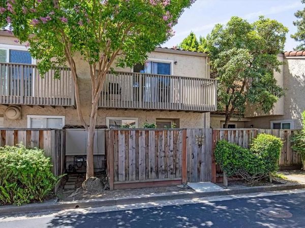 103 Missiion, East Palo Alto, CA 94303