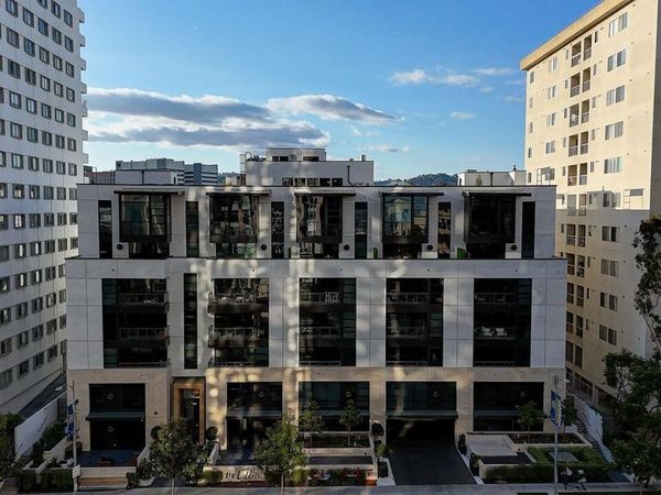 10777 Wilshire Boulevard, Unit 210, Los Angeles, CA 90024