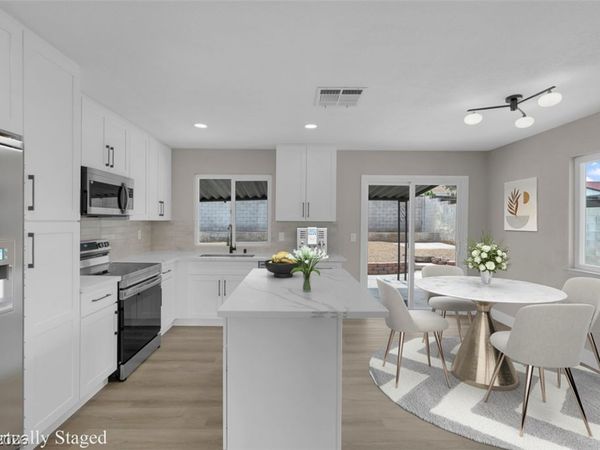 414 Dogwood Street , Henderson, NV 89015