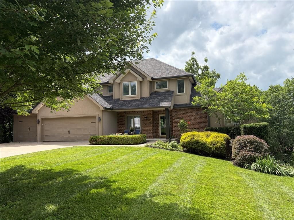 7608 NW Roberts Road, Weatherby Lake, MO 64152 Main Photo