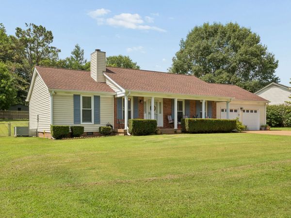 504 Riverview Dr, Franklin, TN 37064