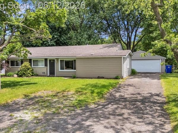 1991 Swaranne Drive, West Bloomfield Twp, MI 48324