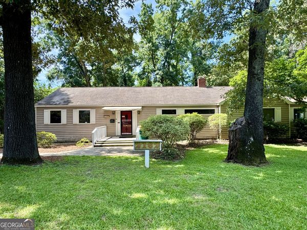 2162 Ingleside Avenue, Macon, GA 31204