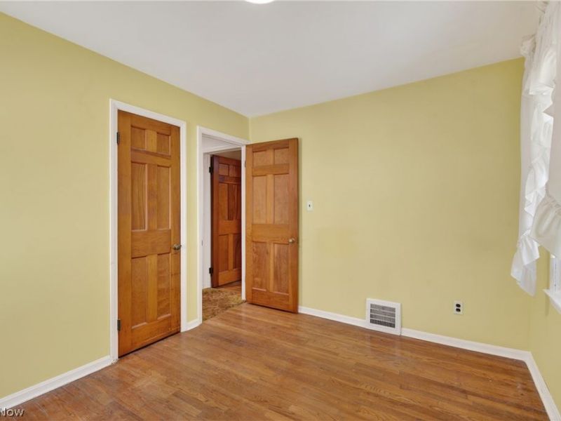 23660 Colbourne Road, Euclid, OH 44123 Photo 17