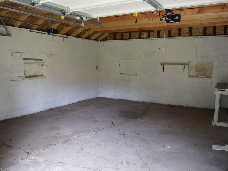 2034 Ferris Road, Columbus, OH 43224 Photo 5