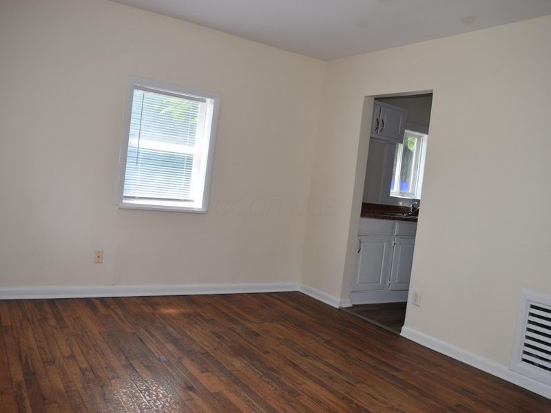 2034 Ferris Road, Columbus, OH 43224 Photo 6