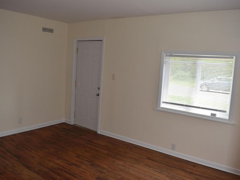 2034 Ferris Road, Columbus, OH 43224 Photo 7