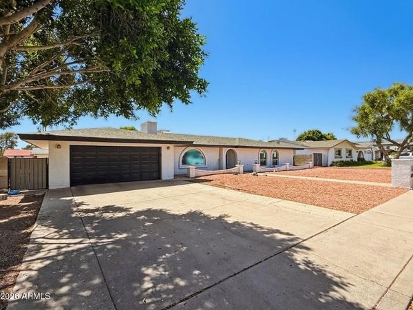 2420 E IVY Street, Mesa, AZ 85213