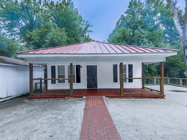 150 Mclain Street , Canton, GA 30114