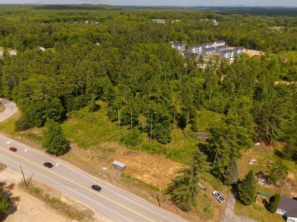 555 CALEF Highway, Barrington, NH 03825