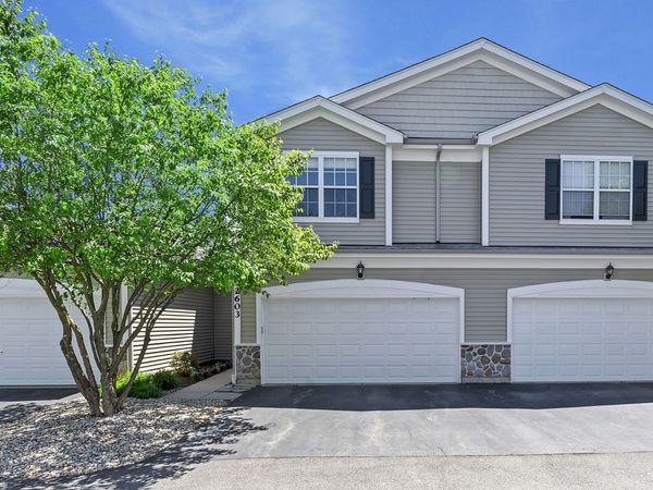 2603 Kendall Crossing , McHenry, IL 60051