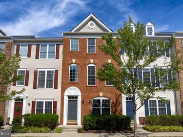 25374 SHIPLEY TERRACE, CHANTILLY, VA 20152
