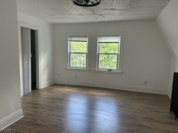 233 S Clinton St, East Orange, NJ 07018