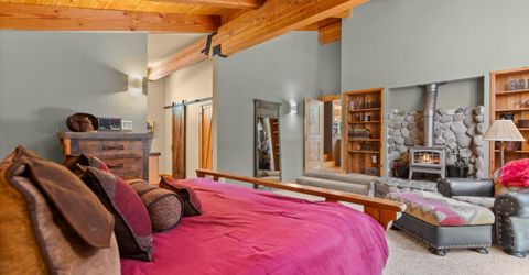 10871 Silver Fir Drive, Truckee, CA 96161 Photo
