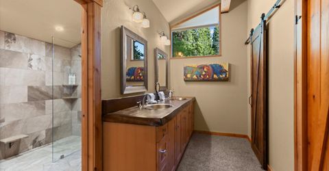 10871 Silver Fir Drive, Truckee, CA 96161 Photo