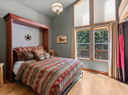 10871 Silver Fir Drive, Truckee, CA 96161 Photo