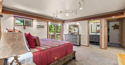 10871 Silver Fir Drive, Truckee, CA 96161 Photo