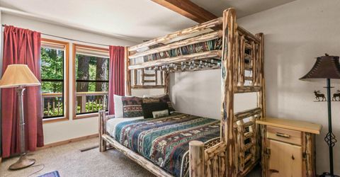 10871 Silver Fir Drive, Truckee, CA 96161 Photo
