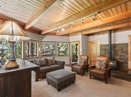 10871 Silver Fir Drive, Truckee, CA 96161 Photo