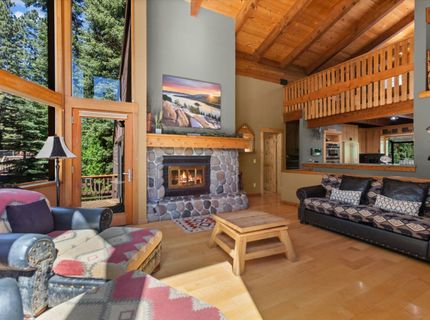 10871 Silver Fir Drive, Truckee, CA 96161 Photo