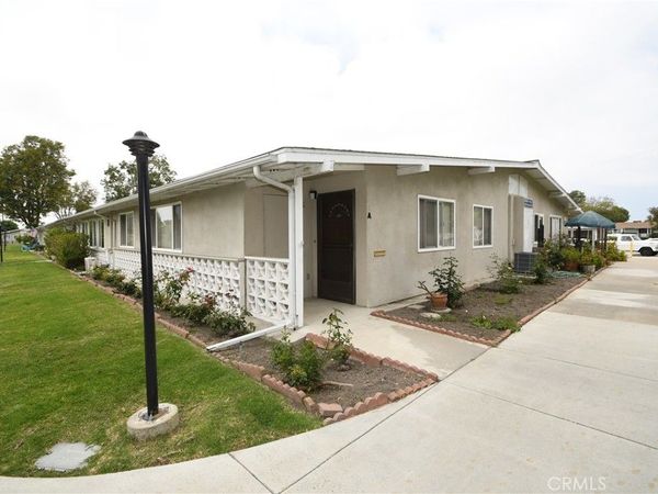 1842 Thunderbird Drive, Unit 1A, Seal Beach, CA 90740