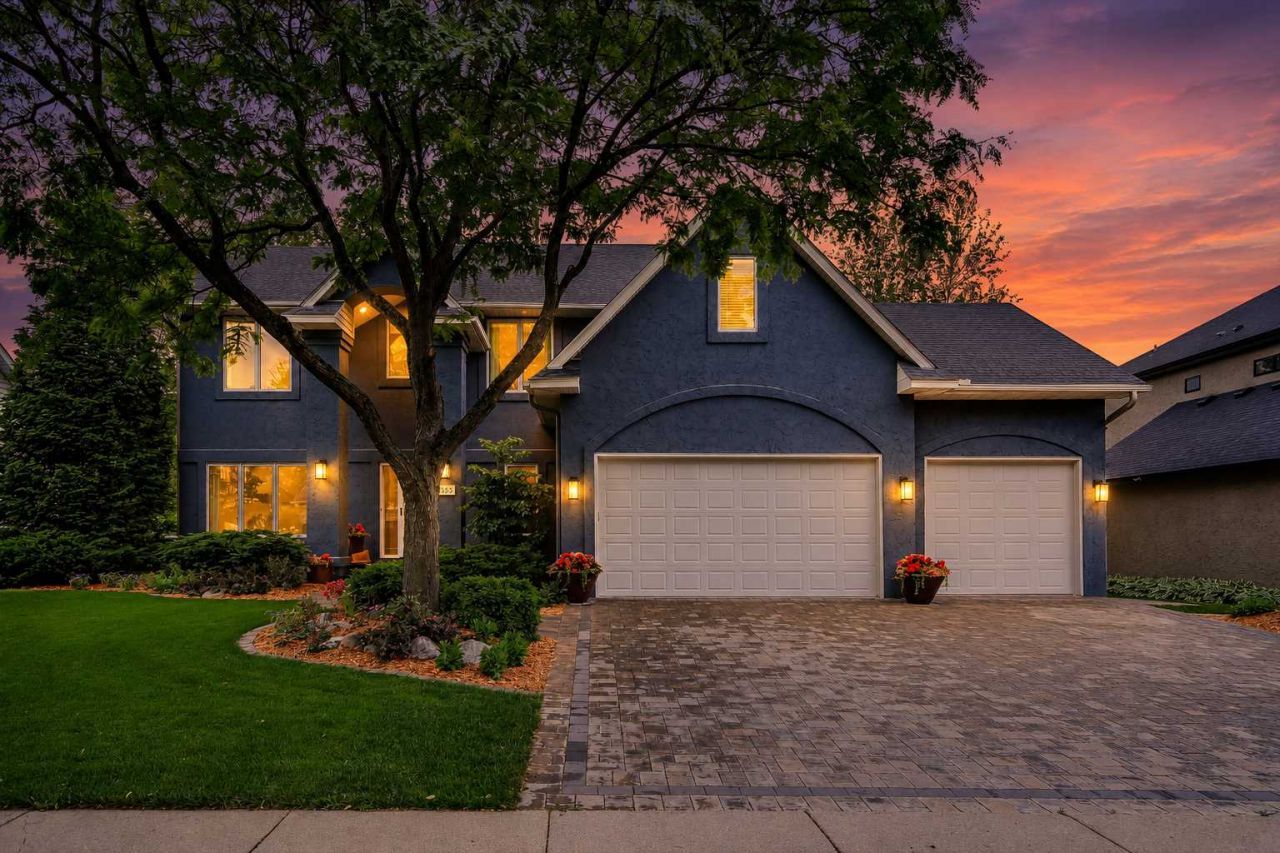 9353 Shetland Road, Eden Prairie, MN 55347 Main Photo