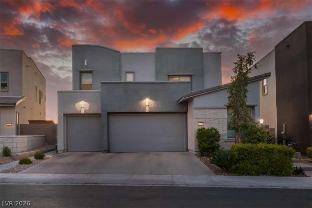 779 Glowing Horizon Street , Henderson, NV 89052
